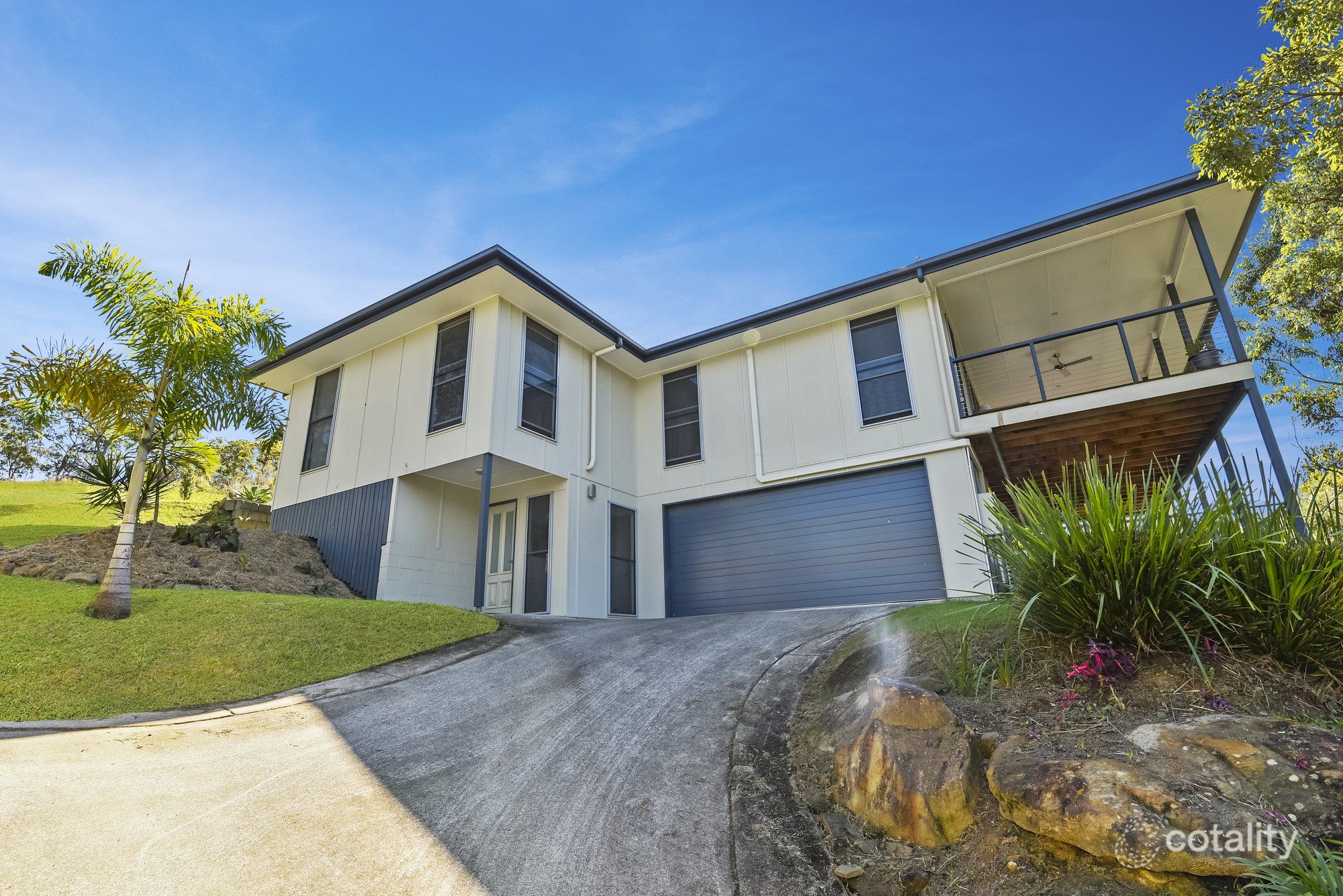17 Ridge Ct, Mooloolah Valley, QLD 4553