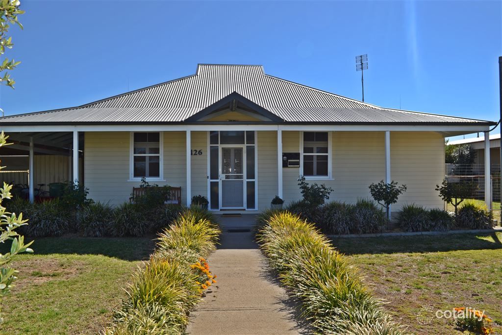 126 Operator St, West Wyalong, NSW 2671