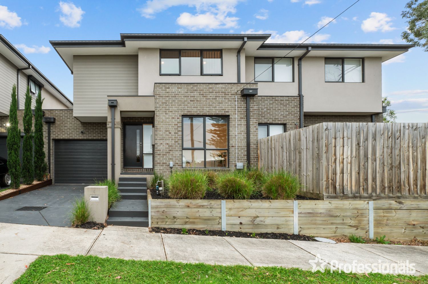 4 Caroline St, Kilsyth, VIC 3137