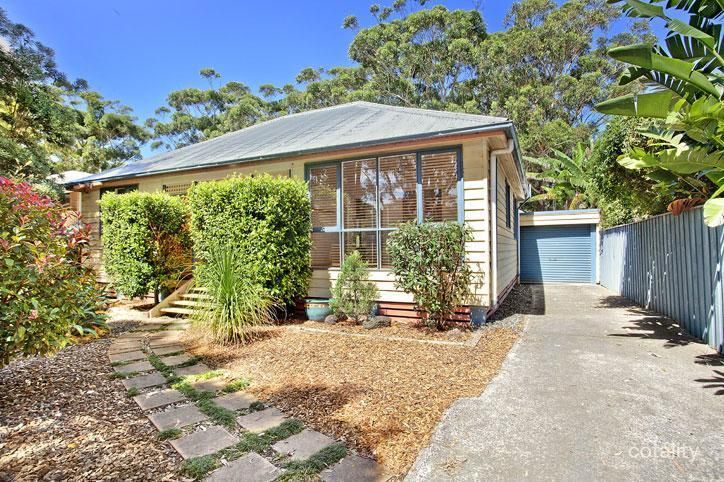 2 Warri Cres, Macmasters Beach, NSW 2251