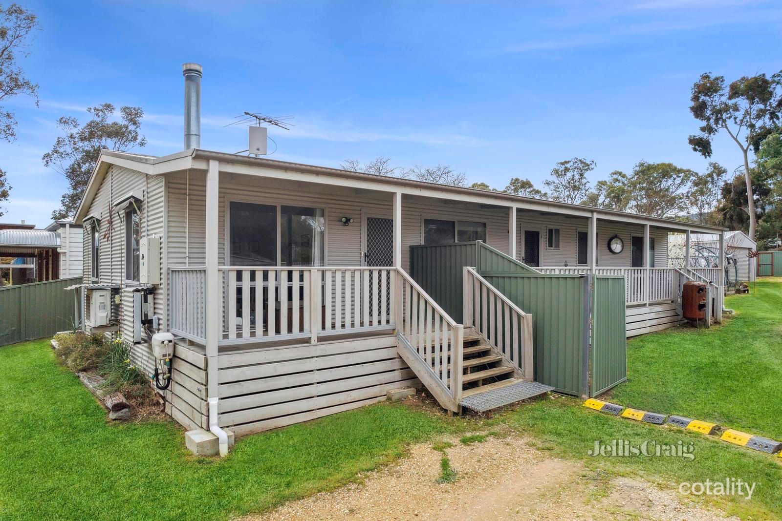 34 Buckley St, Harcourt, VIC 3453
