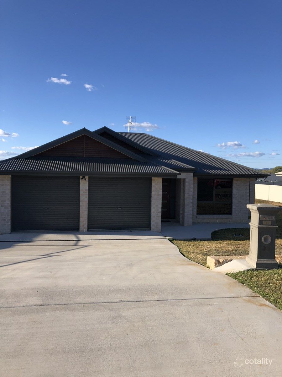 31 Moncrieffe St, Warwick, QLD 4370