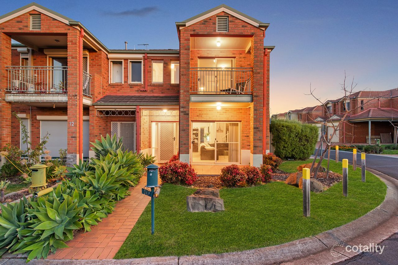 10 The Glades, Taylors Hill, VIC 3037