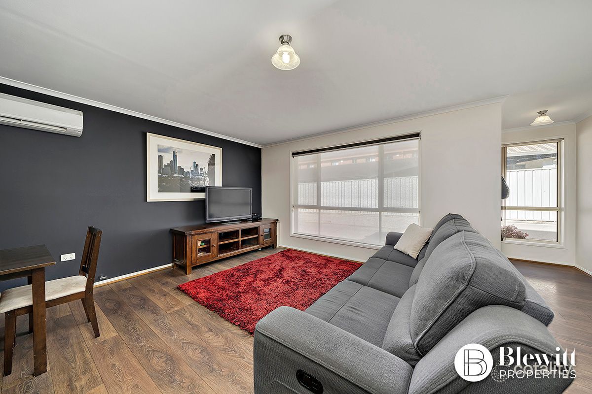 2/57 Donald Rd, Karabar, NSW 2620