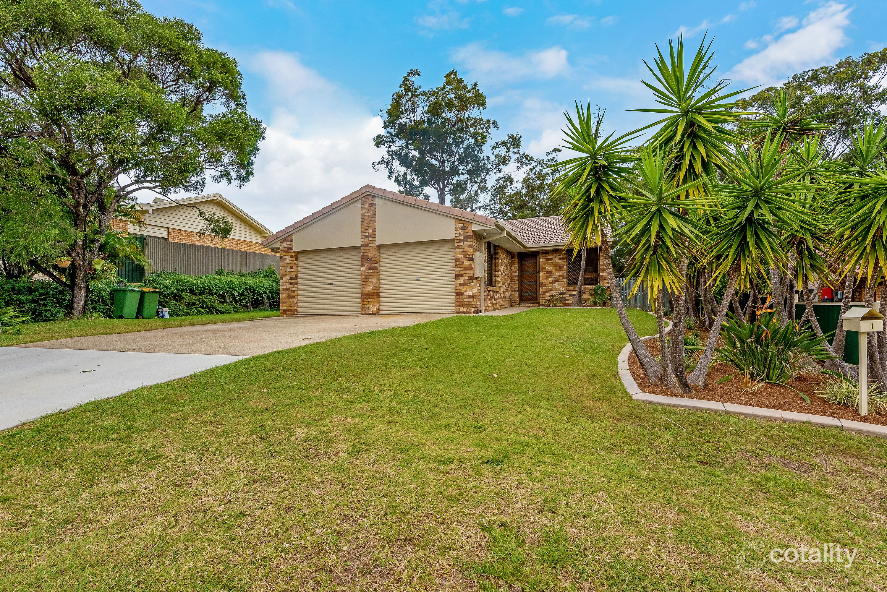 2/4 Dalton St, Southport, QLD 4215