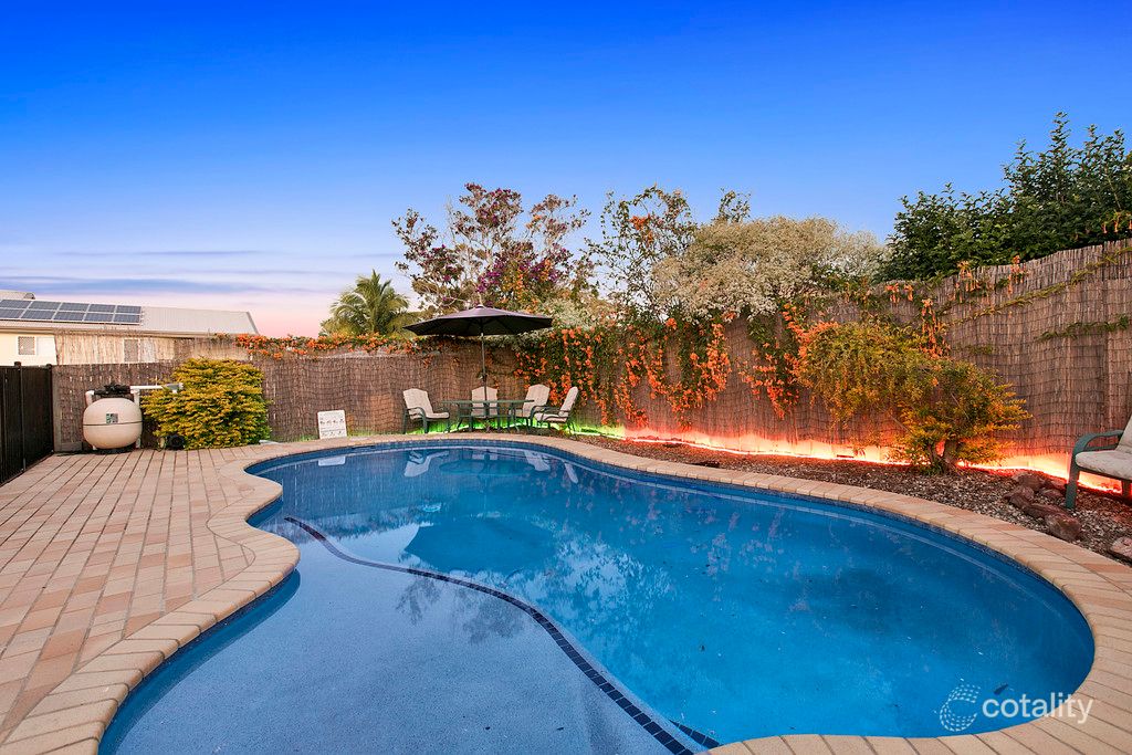 25 Kennedy Dr, Capalaba, QLD 4157