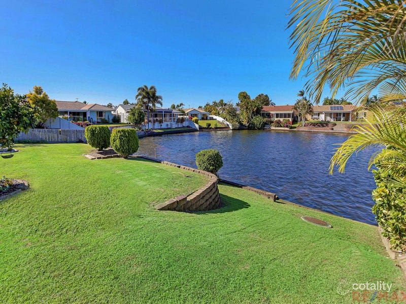 56 Nelson St, Pelican Waters, QLD 4551