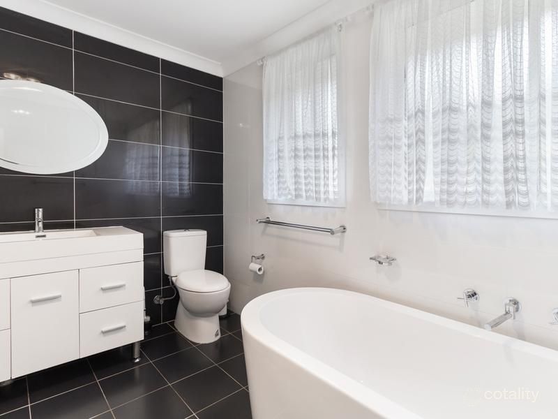 20 Wombeyan Ct, Wattle Grove, NSW 2173