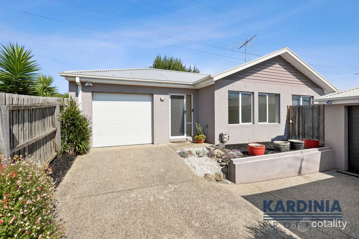 2/230 South Valley Rd, Highton, VIC 3216