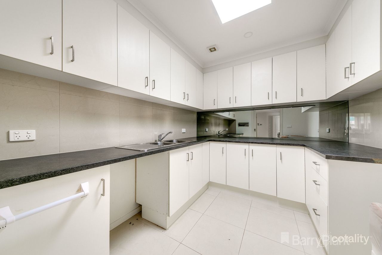 5 Kathleen Ct, Beaconsfield, VIC 3807