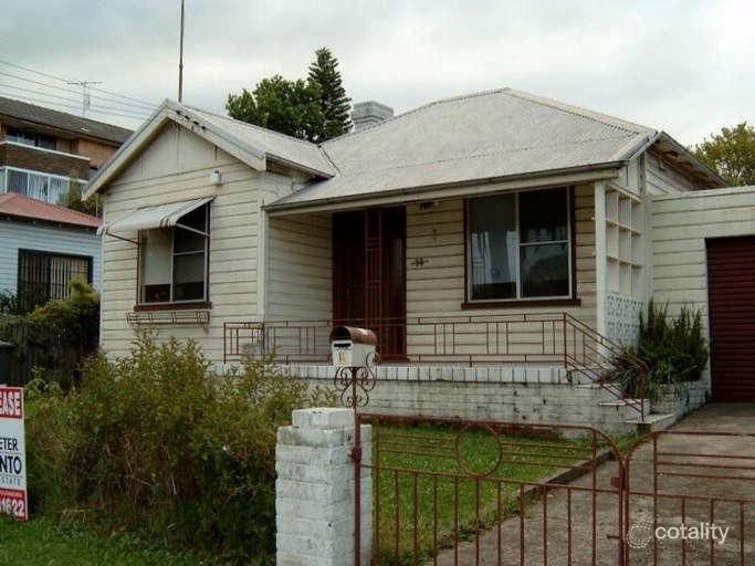 14 Robinson St, Wollongong, NSW 2500