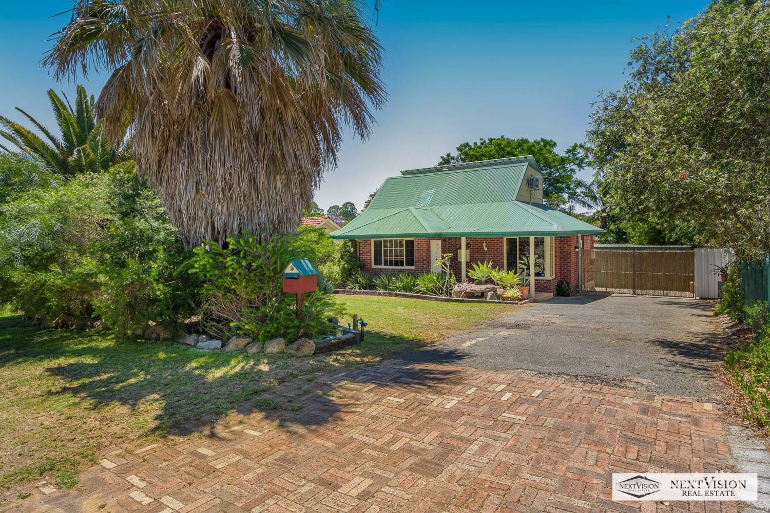 136 Cordelia Ave, Coolbellup, WA 6163