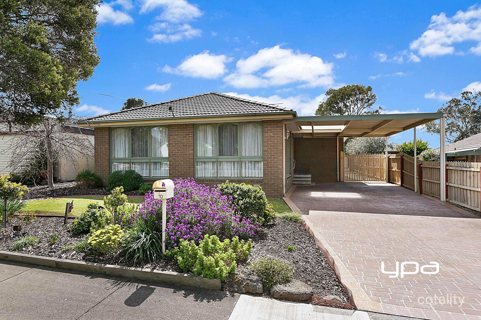 10 Richardson Ave, Sunbury, VIC 3429