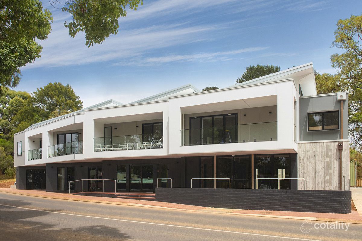 4/8 Charles West Ave, Margaret River, WA 6285
