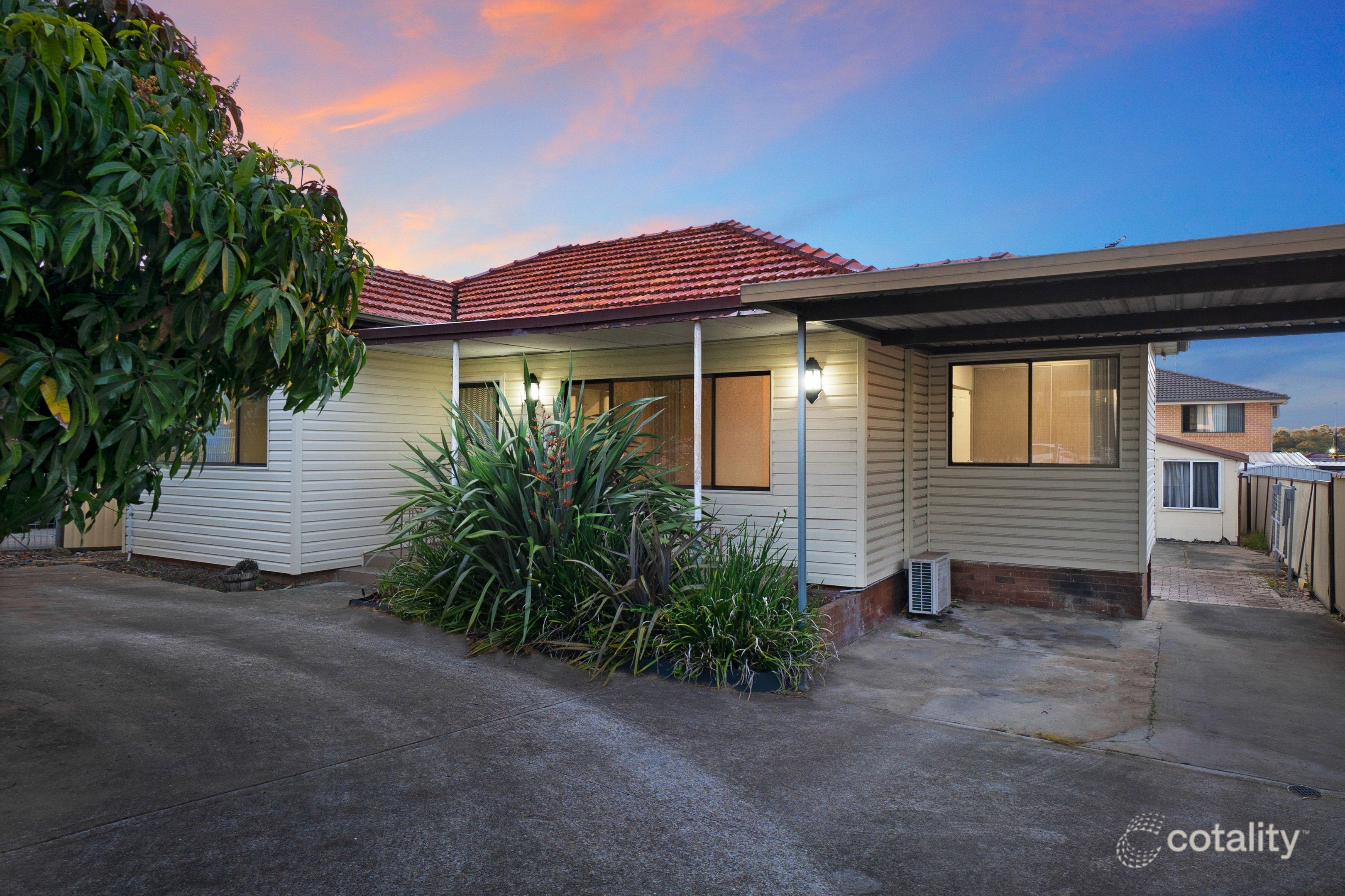 1 Byrd St, Canley Heights, NSW 2166