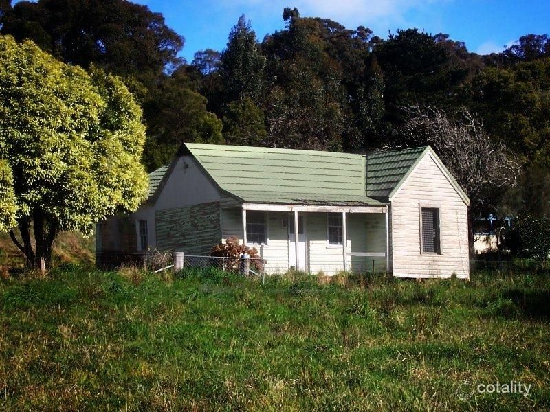 16 Reserve Rd, Mount Egerton, VIC 3352