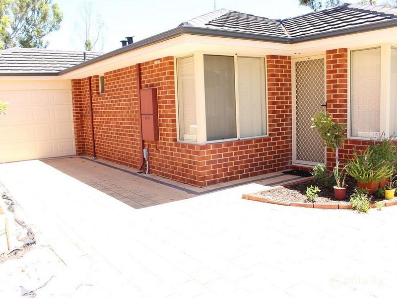 43c Stroughton Rd, Westminster, WA 6061
