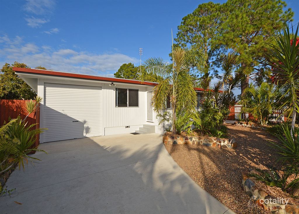 15 Cunningham St, Torquay, QLD 4655