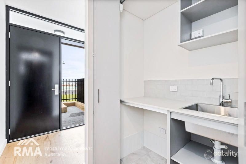 13/50 Lullworth Tce, North Coogee, WA 6163