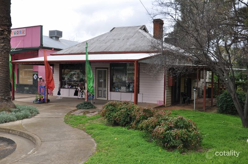 59 Broad St, Eugowra, NSW 2806