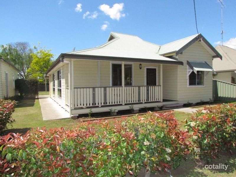 6 Bathurst St, Singleton, NSW 2330