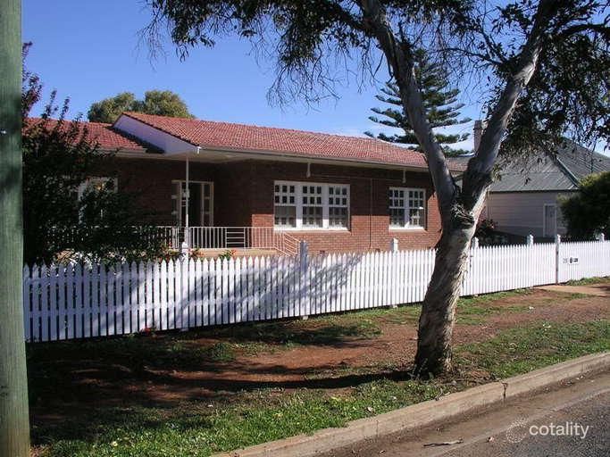 29 Victoria St, Parkes, NSW 2870