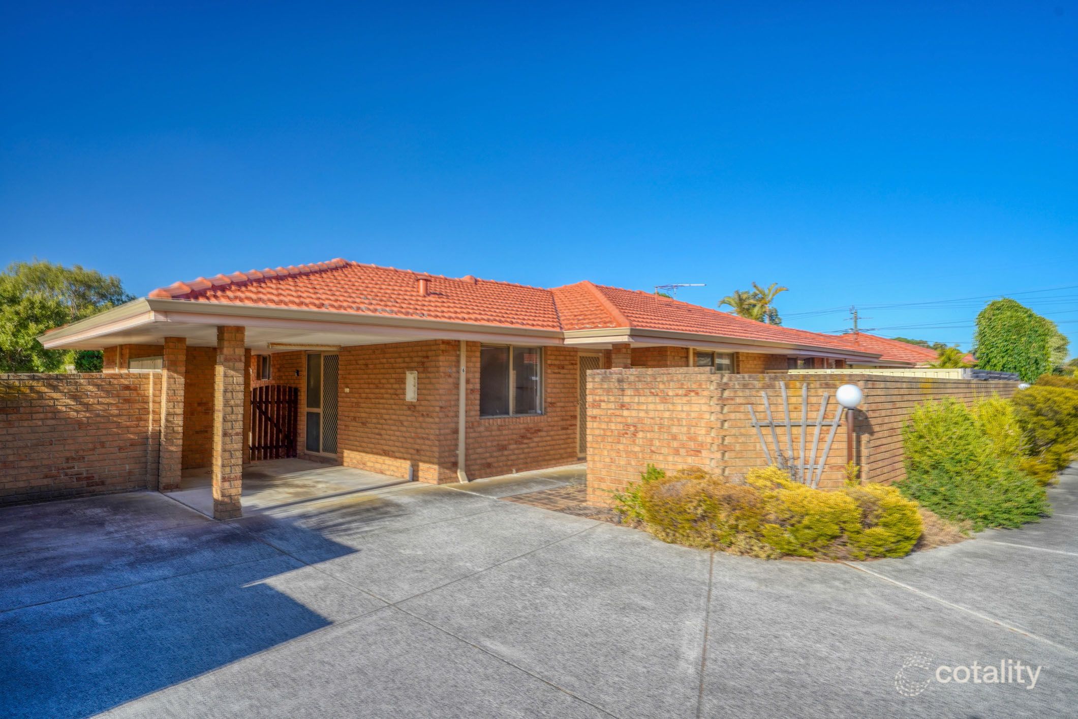 6/2 Bland Pl, Beechboro, WA 6063