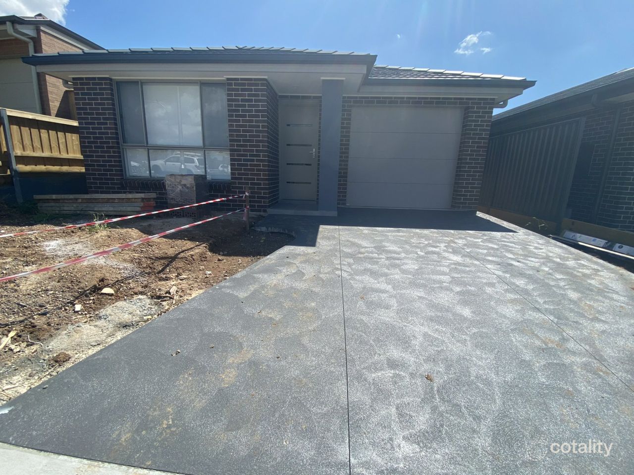 25 Hester Ave, Claymore, NSW 2559