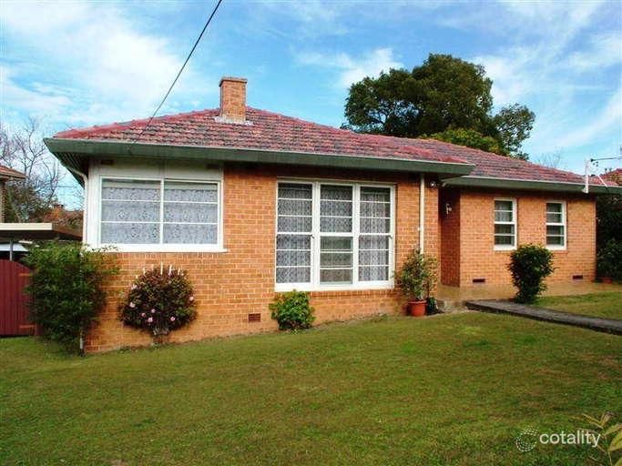 13 Gallard St, Denistone East, NSW 2112