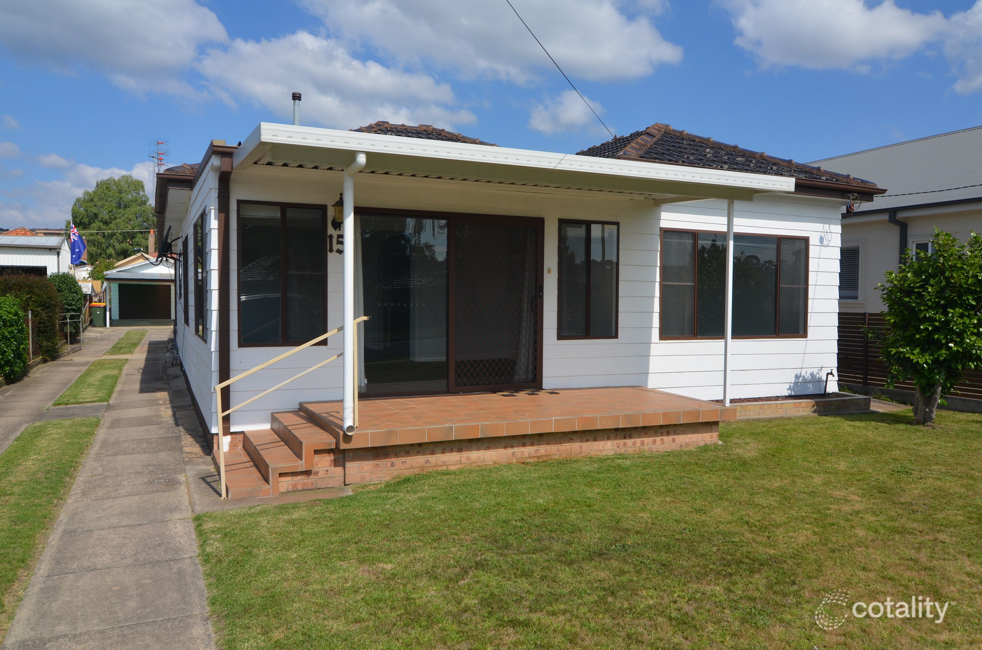 15 Rifle Pde, Lithgow, NSW 2790