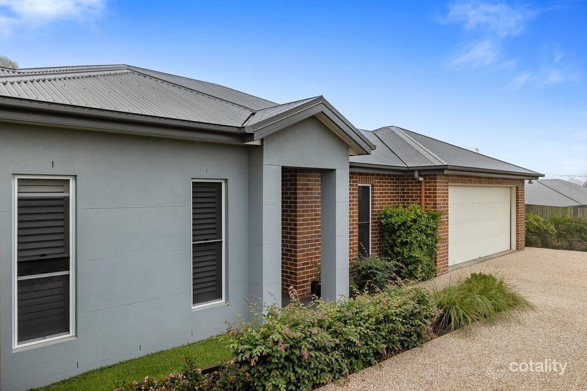 2/59 Jellicoe St, Mount Lofty, QLD 4350