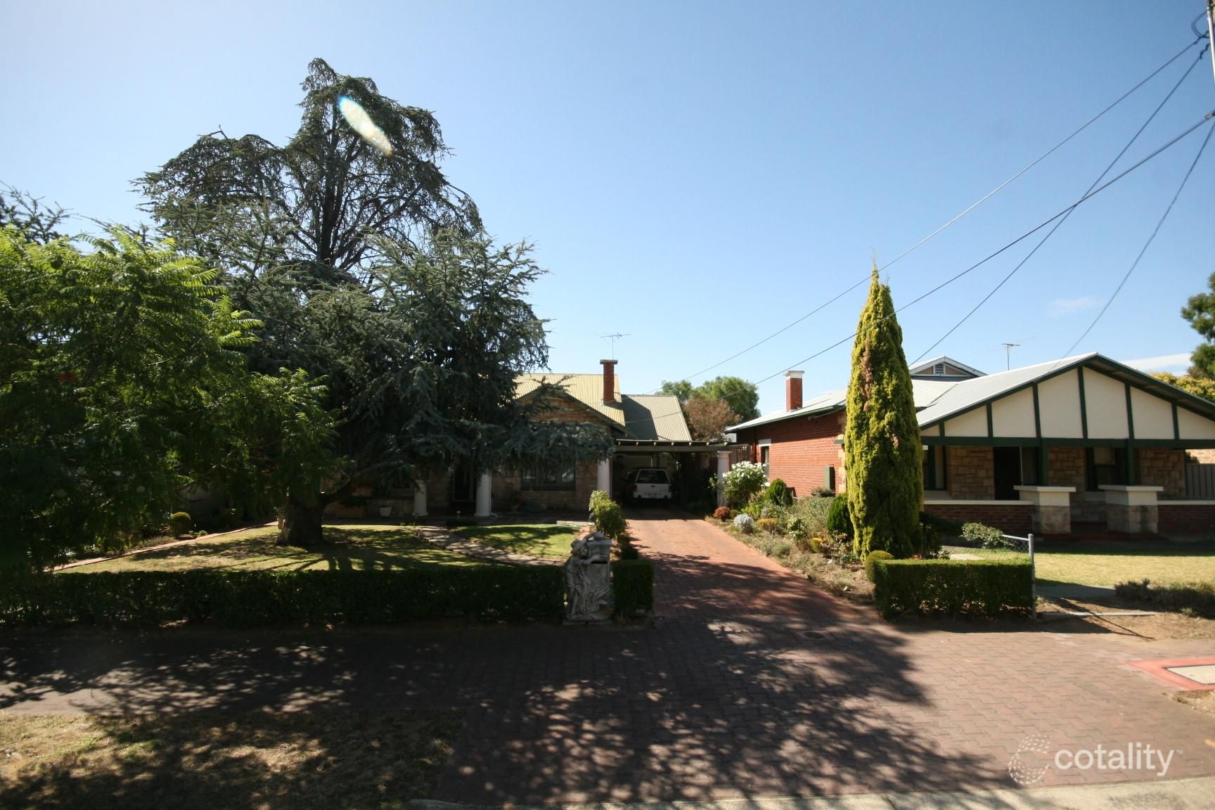 8 Lorraine Ave, Clarence Park, SA 5034