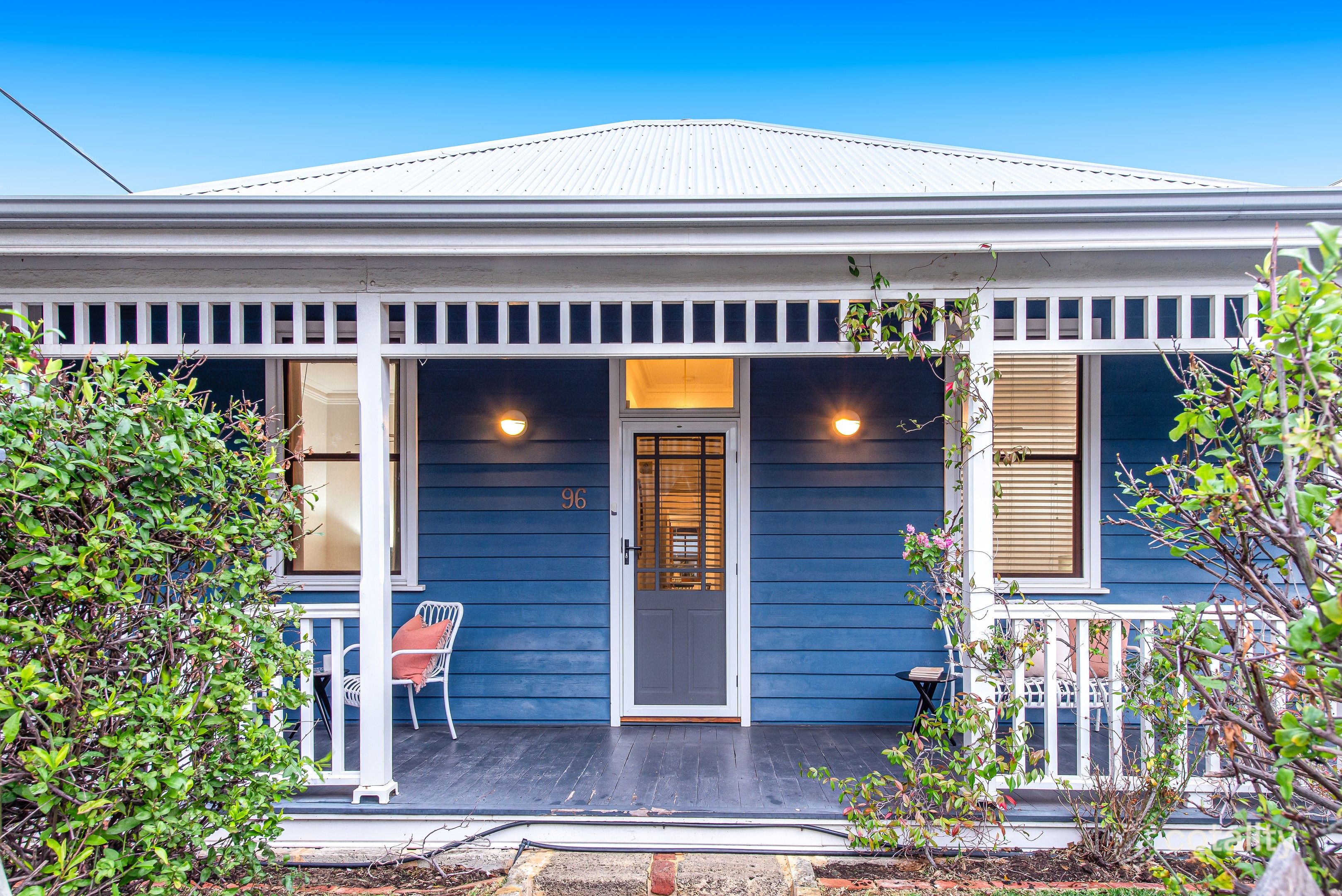 96 Thompson Rd, North Fremantle, WA 6159