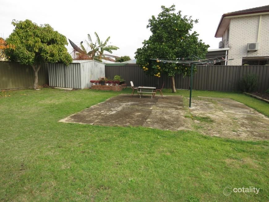 24 Beelar St, Canley Heights, NSW 2166