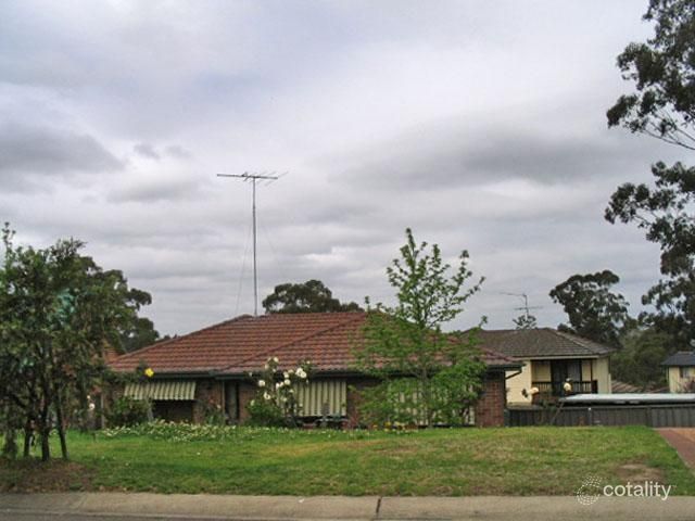 5 Pinetree Ave, Cranebrook, NSW 2749