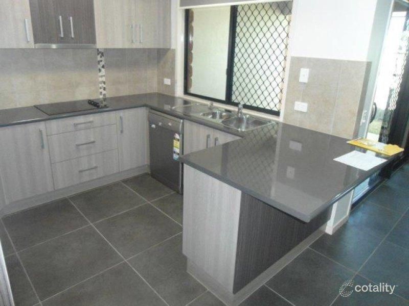 4/8-10 Lambert Dr, Moranbah, QLD 4744