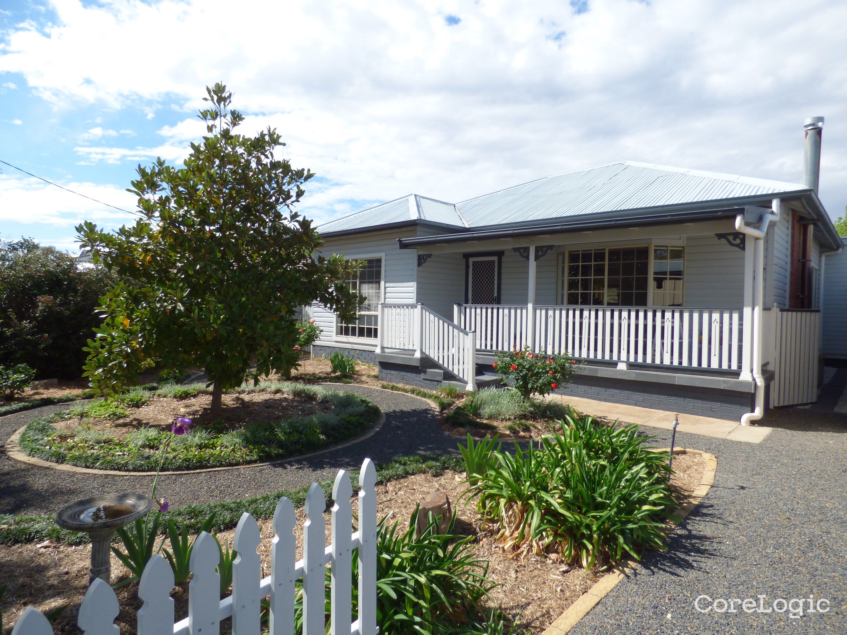 39 Bathurst St, Forbes, NSW 2871