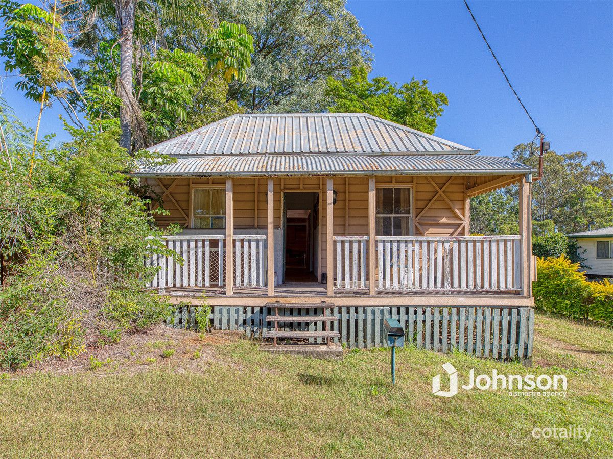 7 Hill St, Blackstone, QLD 4304