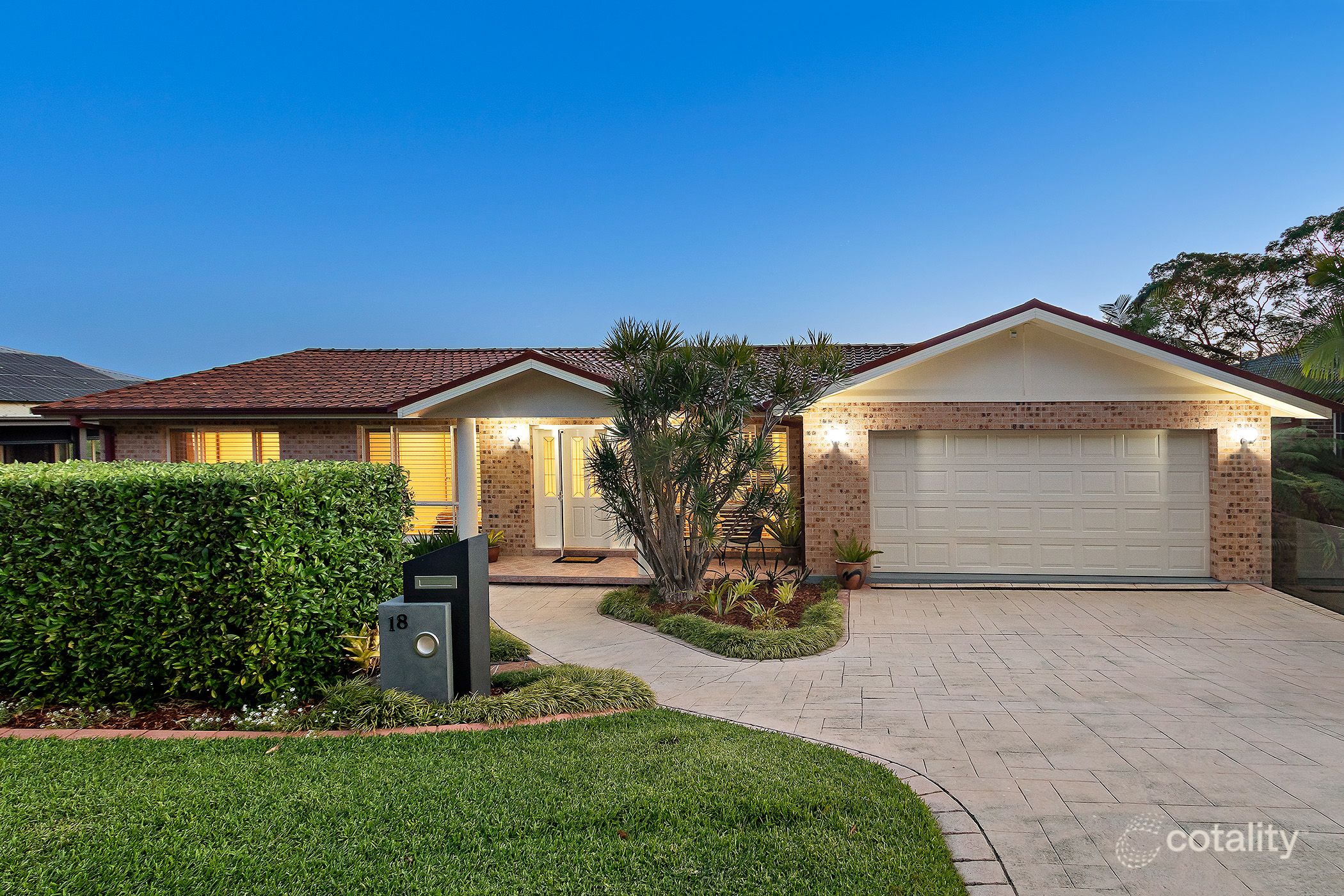 18 Grovelake Cl, Eleebana, NSW 2282