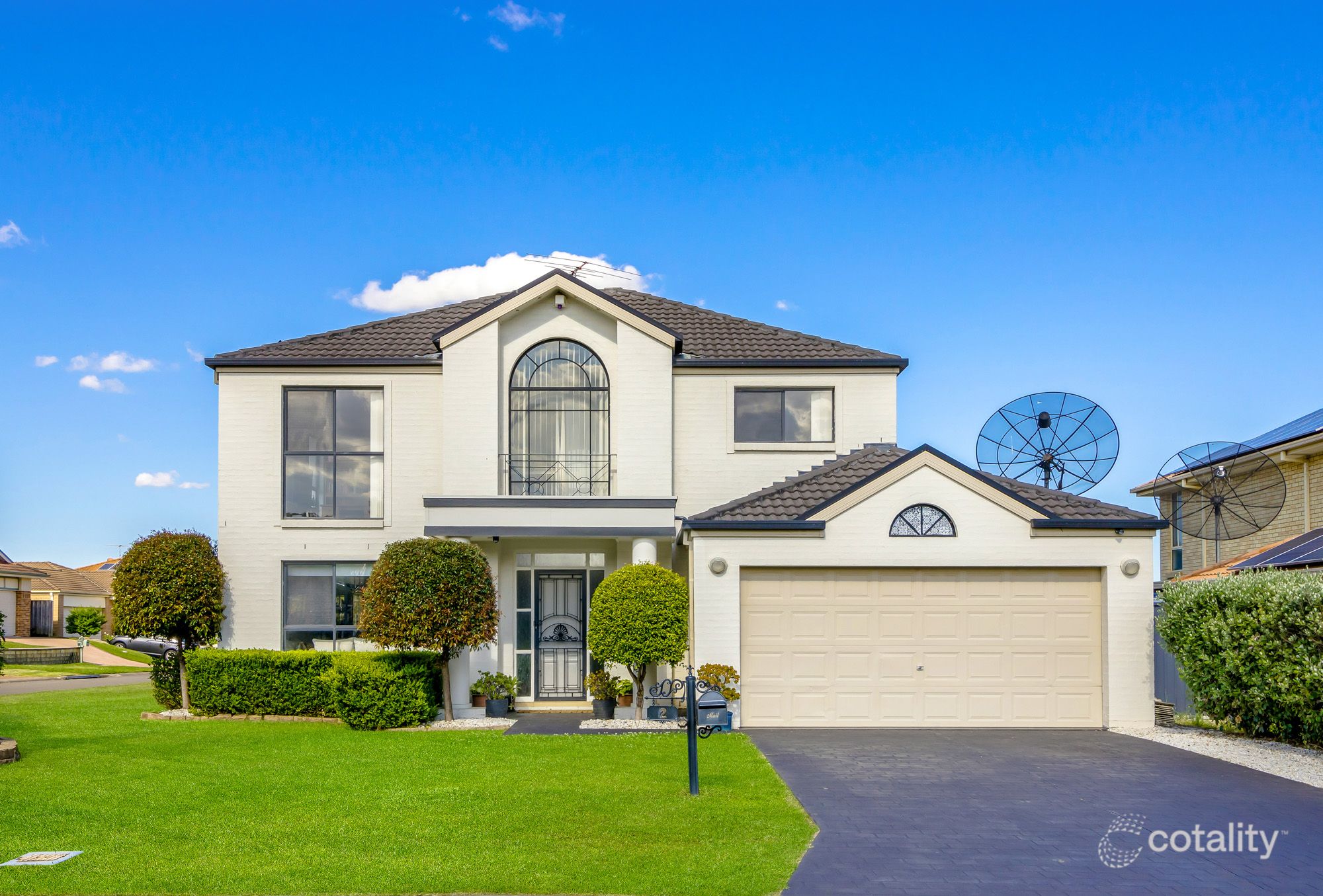 2 Perth Cl, West Hoxton, NSW 2171