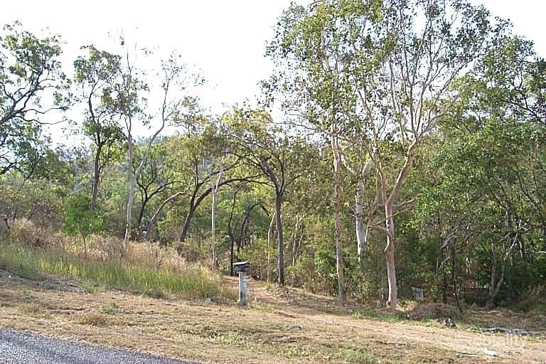 20 Mount Panorama Dr, Alligator Creek, QLD 4816