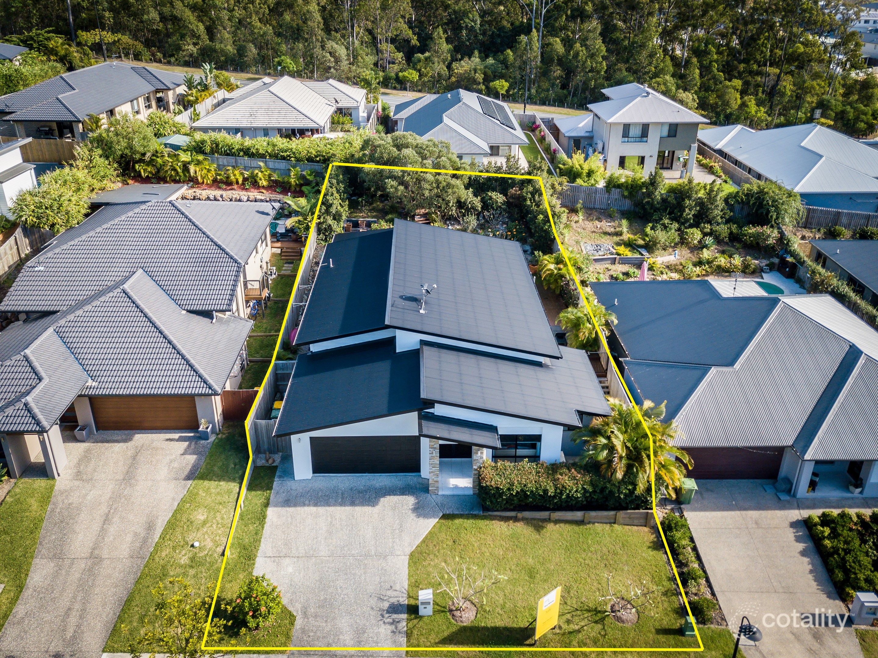 11 Green Ct, Reedy Creek, QLD 4227