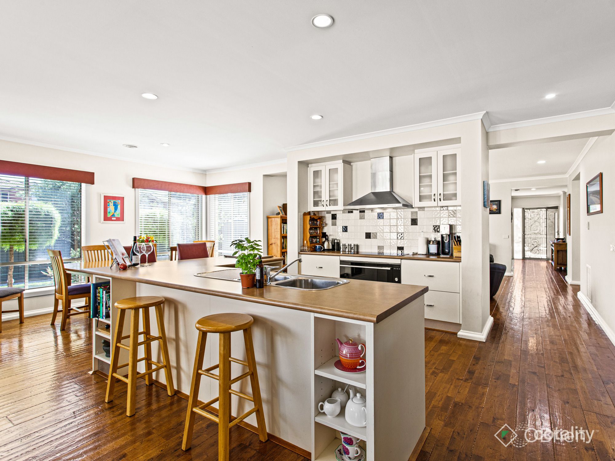 2 Valentine Rd, Langwarrin, VIC 3910