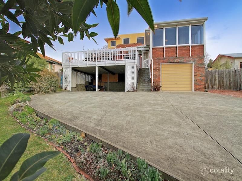 19 Auvergne Ave, Mount Stuart, TAS 7000