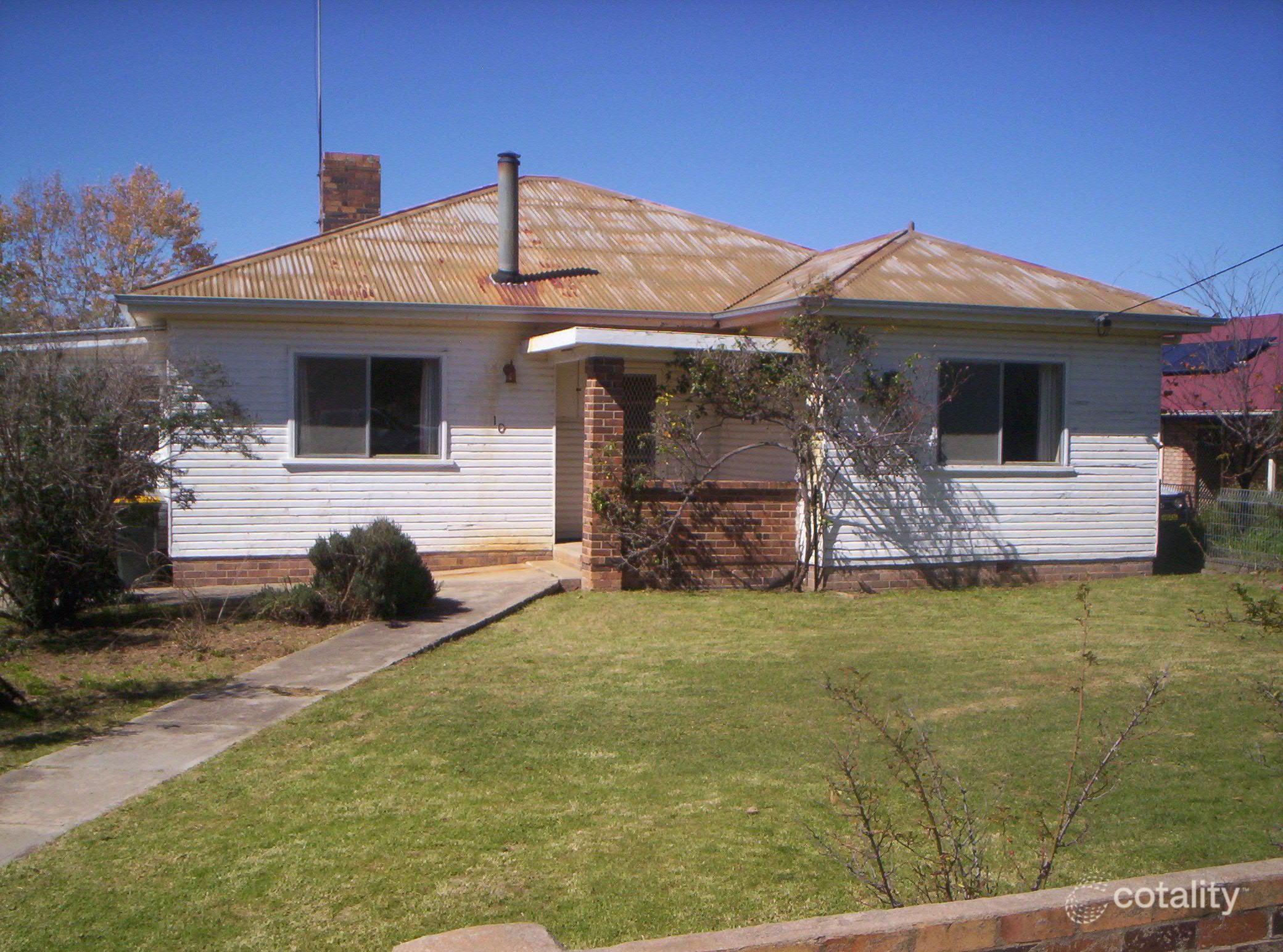 10 Marsh St, Uralla, NSW 2358
