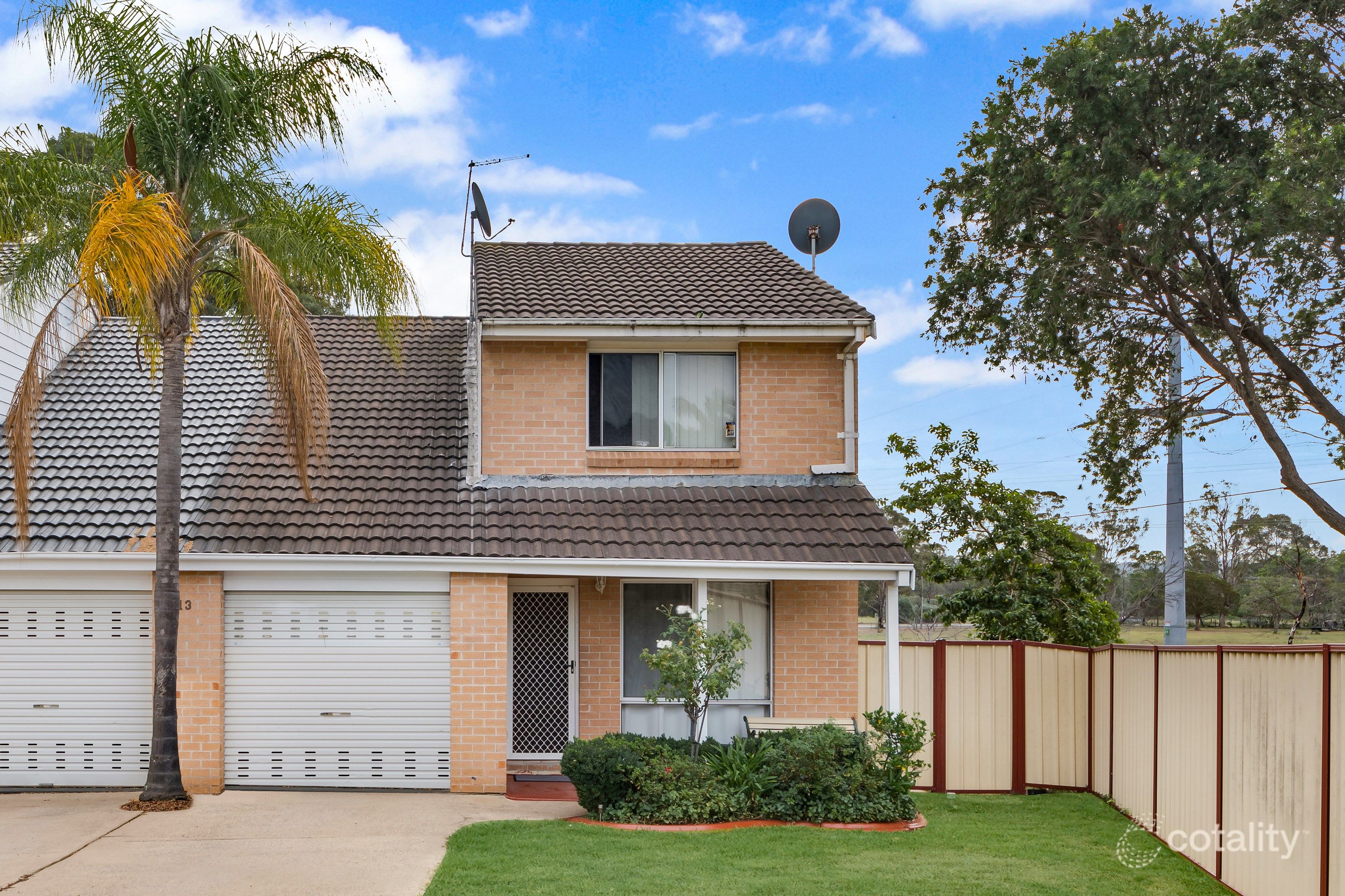 1/13 Rushes Pl, Minto, NSW 2566