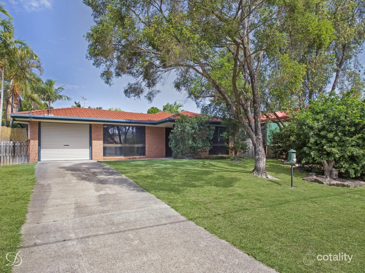 4 Bel-Air Ct, Ferny Hills, QLD 4055