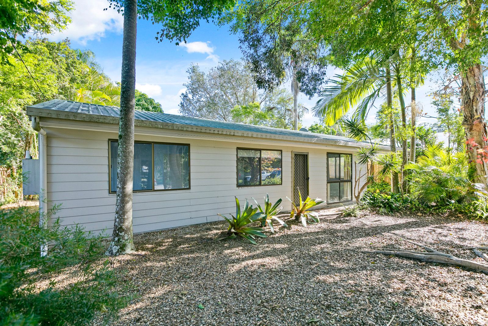 67 Kowonga St, Pacific Paradise, QLD 4564