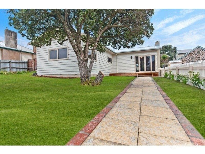 40 Albert St, Port Fairy, VIC 3284