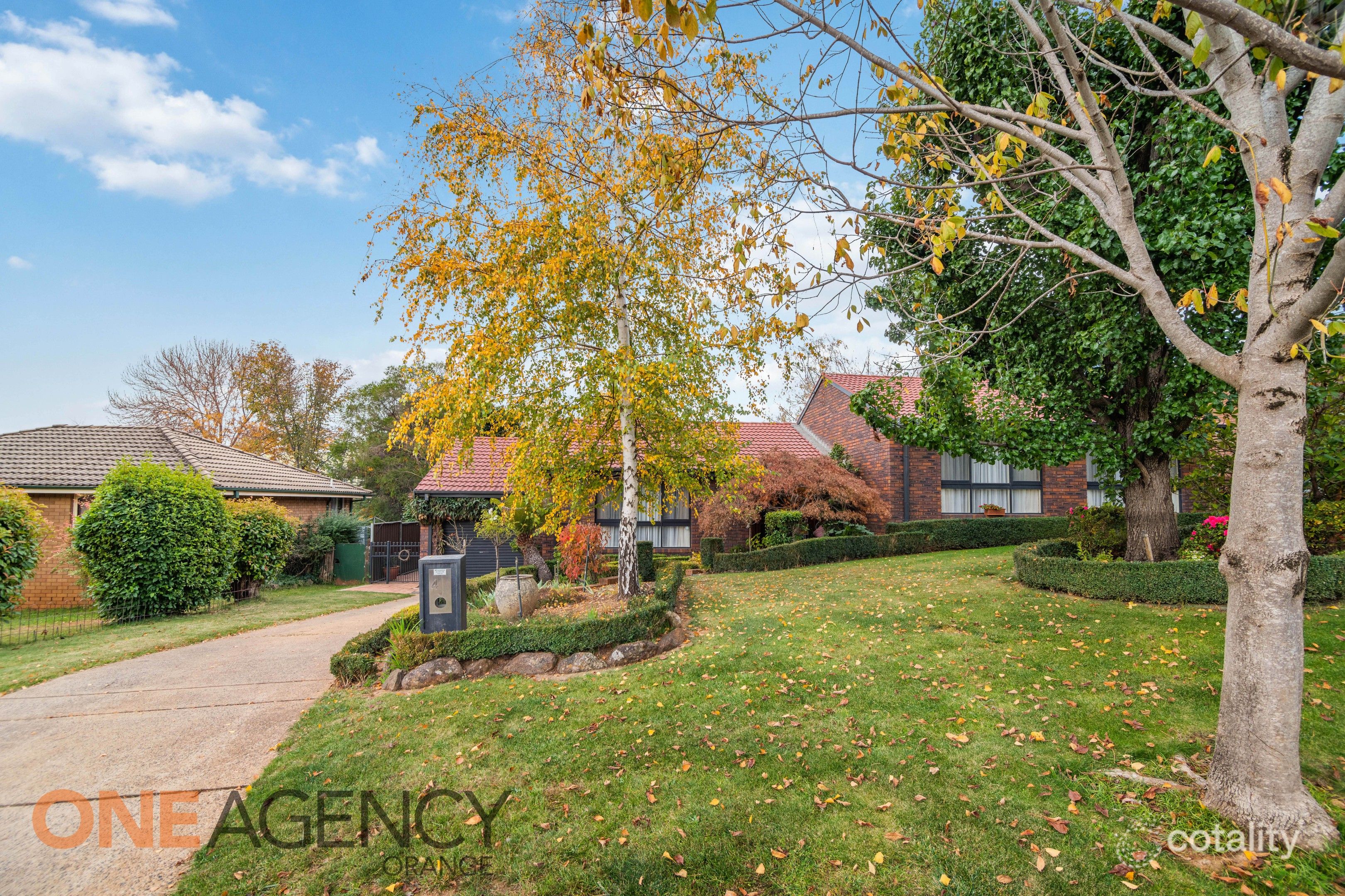 4 Thoopara Pl, Orange, NSW 2800